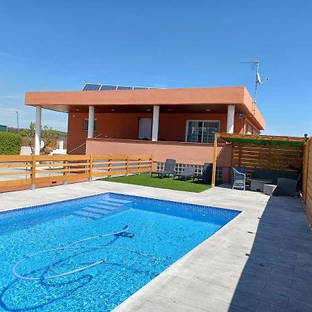 Piscina De Sal Barbacoa Wifi, Parking Gratis, 3 Min Pga Casa El Roble Girona Exterior foto