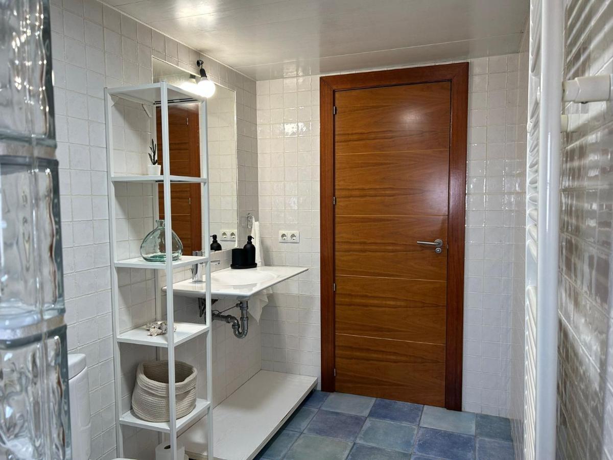 Piscina De Sal Barbacoa Wifi, Parking Gratis, 3 Min Pga Casa El Roble Girona Exterior foto